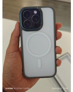 Devia Joy Elegant Magnetic Anti-shock case for Iphone 16 Pro - gray